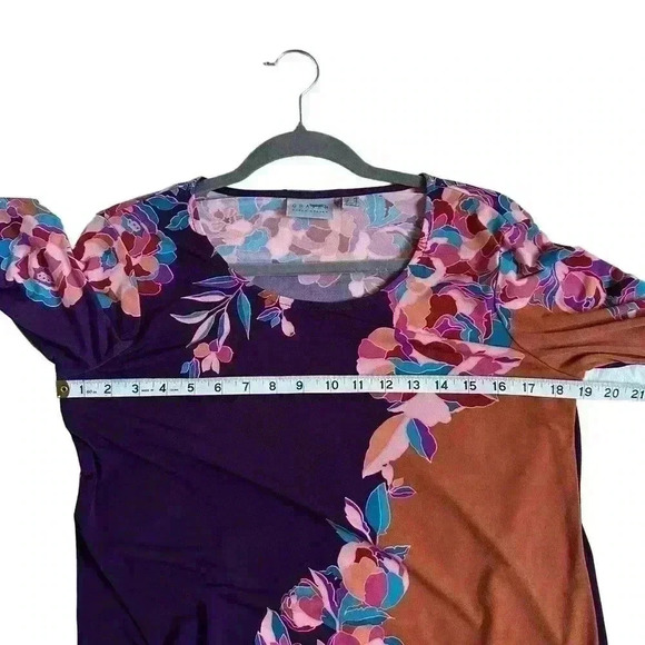 GRAVER Susan Graver Floral Printed Liquid Knit Tunic w/ Ruched Sleeves QVC Sz XS - Picture 3 of 9